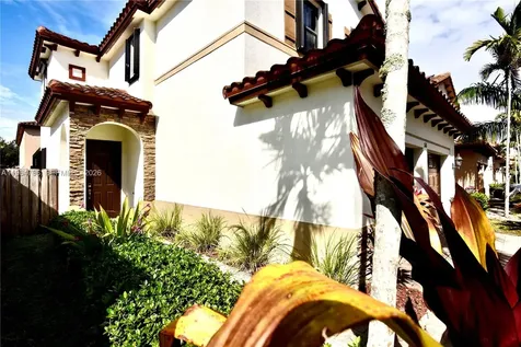 526 SE 35th Avenue Homestead FL 33033