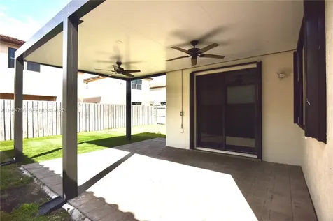 526 SE 35th Avenue Homestead FL 33033
