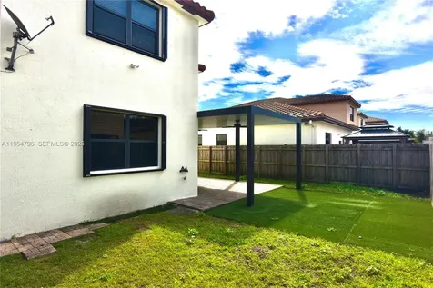 526 SE 35th Avenue Homestead FL 33033