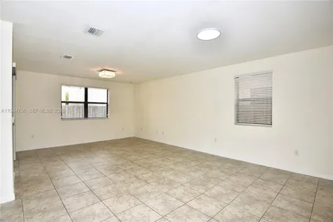 526 SE 35th Avenue Homestead FL 33033