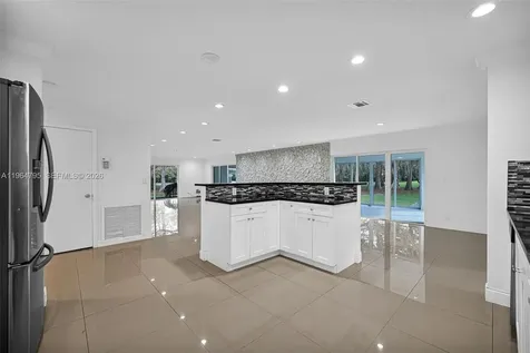 820 E Cypress Lane Pompano Beach FL 33069