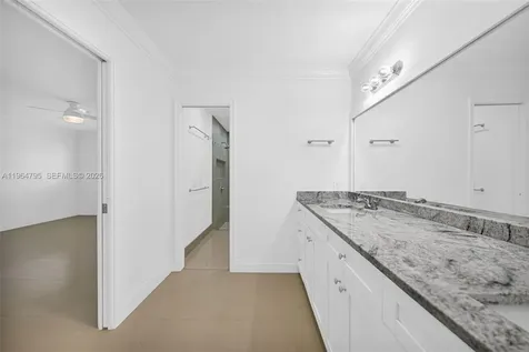 820 E Cypress Lane Pompano Beach FL 33069