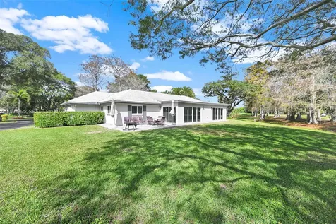 820 E Cypress Lane Pompano Beach FL 33069
