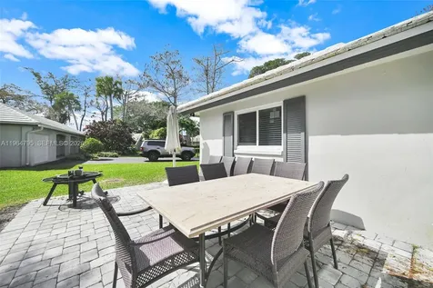 820 E Cypress Lane Pompano Beach FL 33069