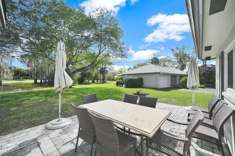 820 E Cypress Lane Pompano Beach FL 33069