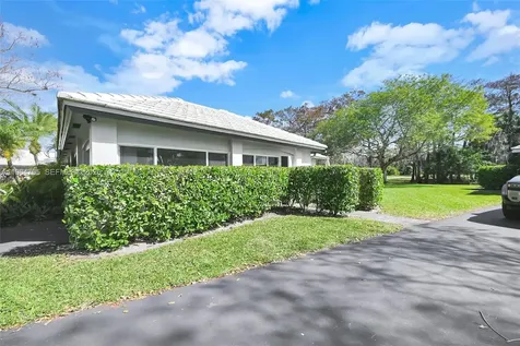 820 E Cypress Lane Pompano Beach FL 33069