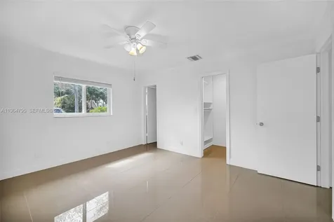 820 E Cypress Lane Pompano Beach FL 33069