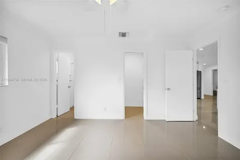 820 E Cypress Lane Pompano Beach FL 33069