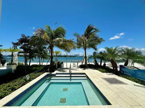 1000 West Avenue Miami Beach FL 33139