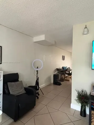 9365 Fontainebleau Boulevard Miami FL 33172