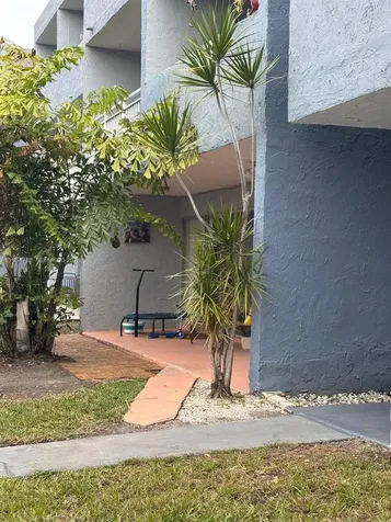 9365 Fontainebleau Boulevard Miami FL 33172