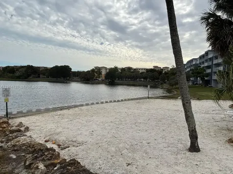 9365 Fontainebleau Boulevard Miami FL 33172