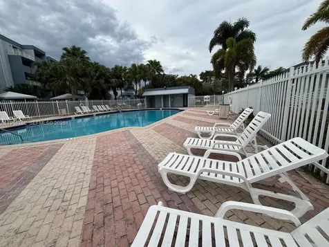 9365 Fontainebleau Boulevard Miami FL 33172