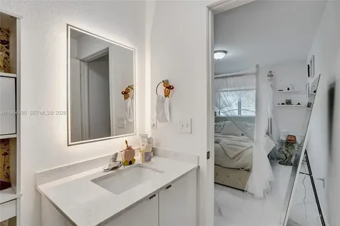 1712 NW 76th Terrace Miami FL 33147