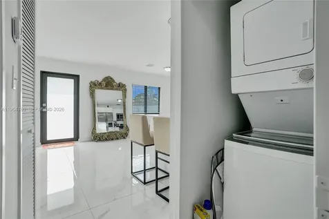 1712 NW 76th Terrace Miami FL 33147