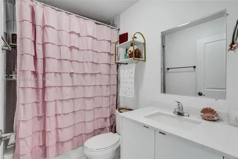 1712 NW 76th Terrace Miami FL 33147
