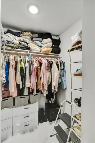 1712 NW 76th Terrace Miami FL 33147