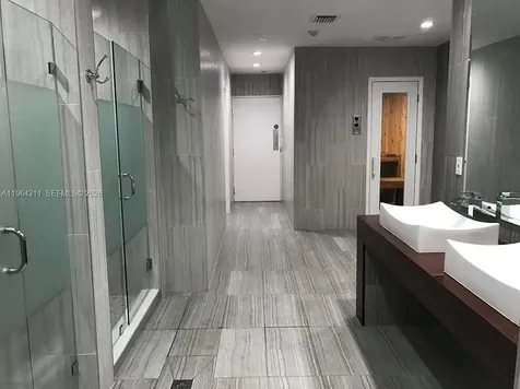 3180 S Ocean Drive Hallandale Beach FL 33009