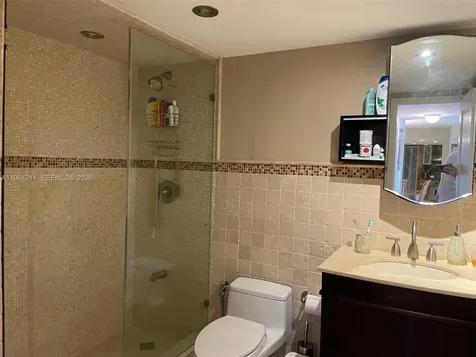 3180 S Ocean Drive Hallandale Beach FL 33009