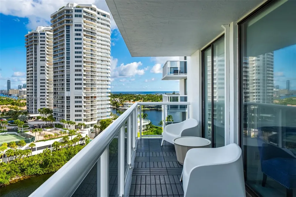 20505 E Country Club Drive Aventura FL 33180