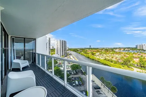 20505 E Country Club Drive Aventura FL 33180