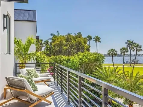 123 Murray Road West Palm Beach FL 33405