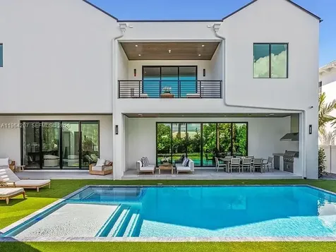 123 Murray Road West Palm Beach FL 33405