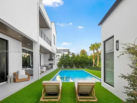 123 Murray Road West Palm Beach FL 33405