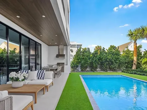 123 Murray Road West Palm Beach FL 33405