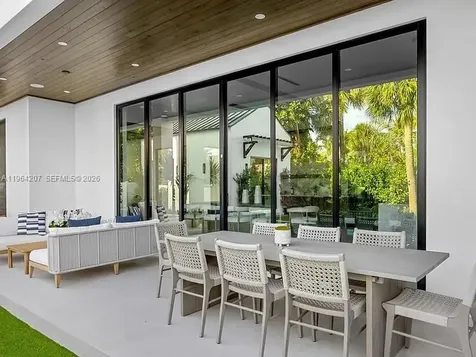 123 Murray Road West Palm Beach FL 33405