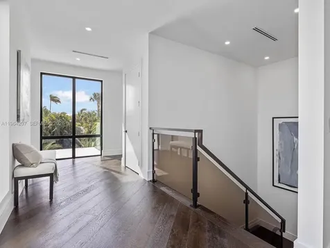 123 Murray Road West Palm Beach FL 33405