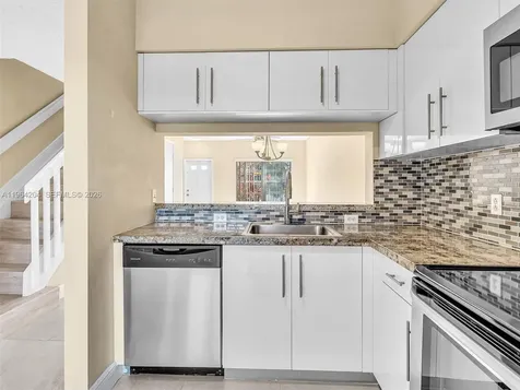 60 Key West Court Weston FL 33326