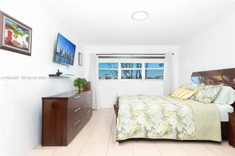 571 SW 141st Avenue Pembroke Pines FL 33027