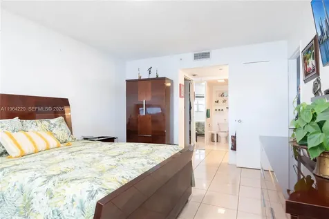 571 SW 141st Avenue Pembroke Pines FL 33027