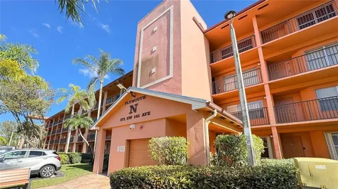 571 SW 141st Avenue Pembroke Pines FL 33027