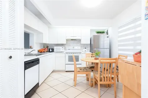 571 SW 141st Avenue Pembroke Pines FL 33027