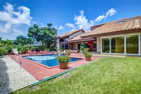 913 Diplomat Parkway Hallandale Beach FL 33009