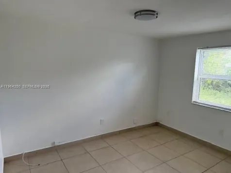 3921-3923 NW 164th Street Miami Gardens FL 33054
