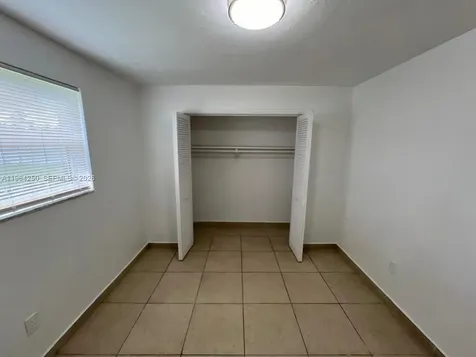 3921-3923 NW 164th Street Miami Gardens FL 33054
