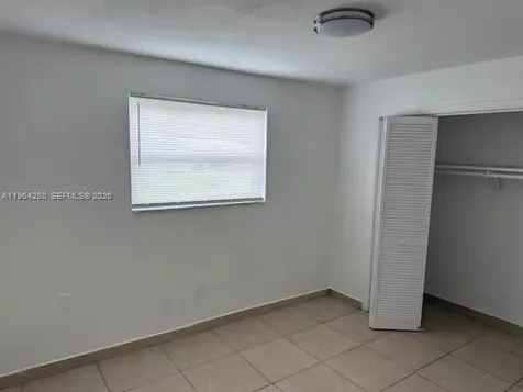 3921-3923 NW 164th Street Miami Gardens FL 33054