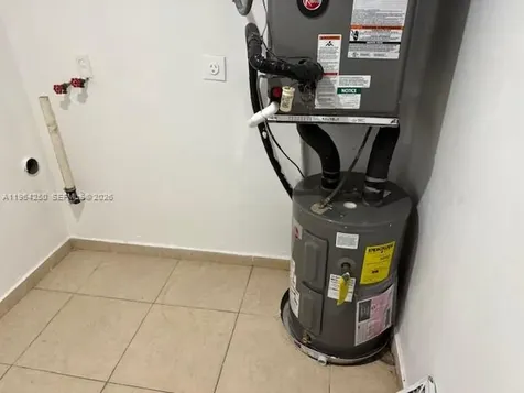 3921-3923 NW 164th Street Miami Gardens FL 33054
