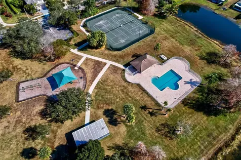 160 SW 206th Avenue Pembroke Pines FL 33029