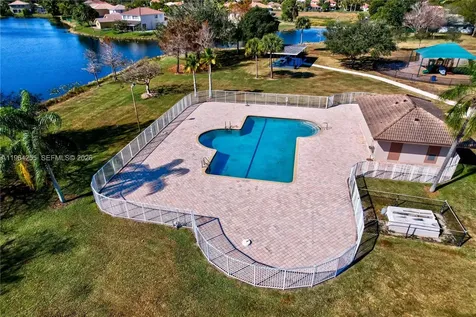 160 SW 206th Avenue Pembroke Pines FL 33029