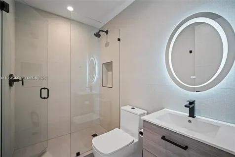 2962 W Trade Avenue Coconut Grove FL 33133