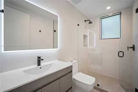 2962 W Trade Avenue Coconut Grove FL 33133