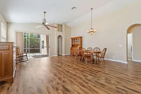 600 NW Treves Court Port St. Lucie FL 34986