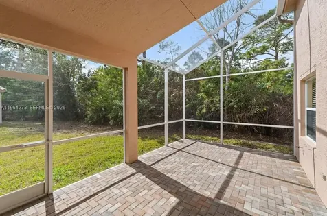 600 NW Treves Court Port St. Lucie FL 34986