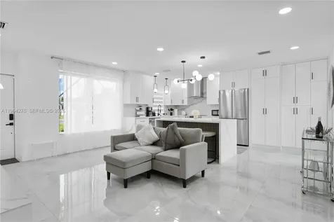 315 NW 106th Street Miami FL 33150