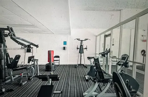 496 NW 165th Street Road Miami FL 33169