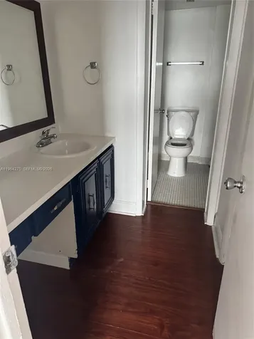 496 NW 165th Street Road Miami FL 33169